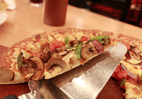 Pizza Hut (Dhanmondi)